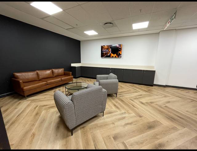 300.65M² OFFICE TO LET IN RIVONIA